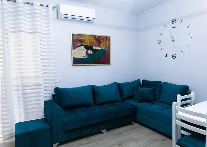 Angelx * Tirana